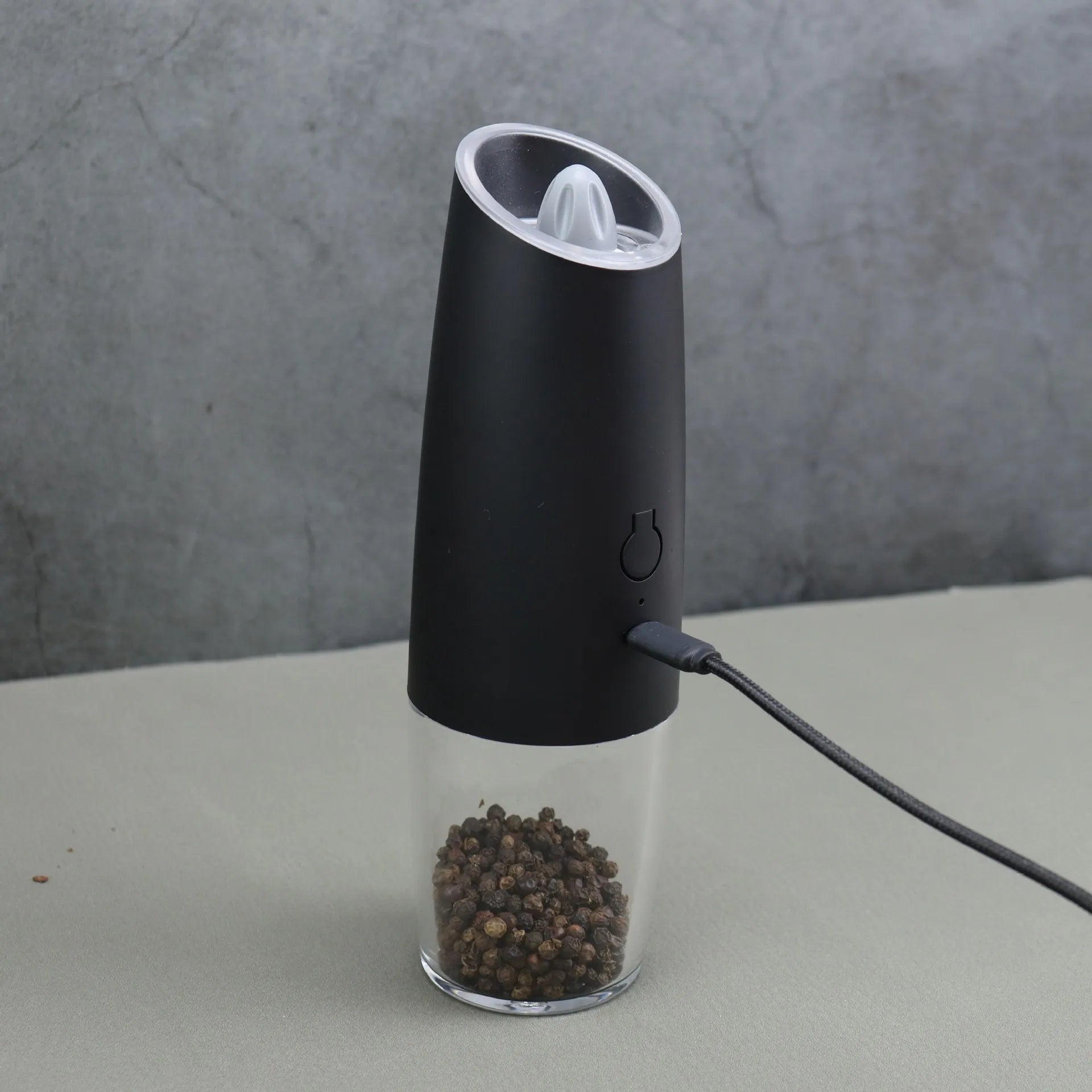 2PCElectric Pepper Grinder Salt And Pepper Grinder USB Rechargeable Adjustable Coarseness Spice Mill With LED Light Kitchen Tool